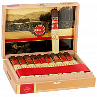  Eiroa The First 20 Years Robusto Prensado