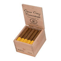 ������ Omar Ortez Connecticut Robusto